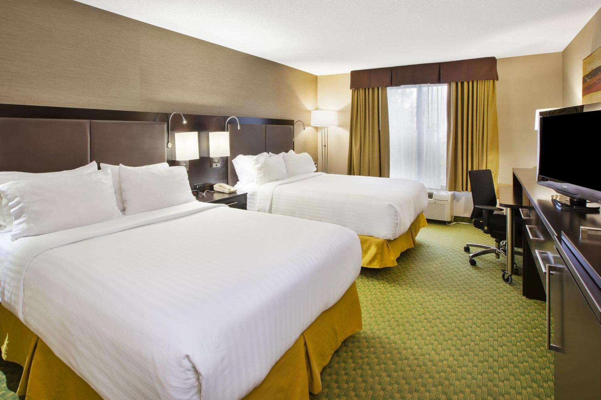 Holiday City Holiday Inn Express Hotel & Suites Bryan-Montpelier By Ihg מראה חיצוני תמונה