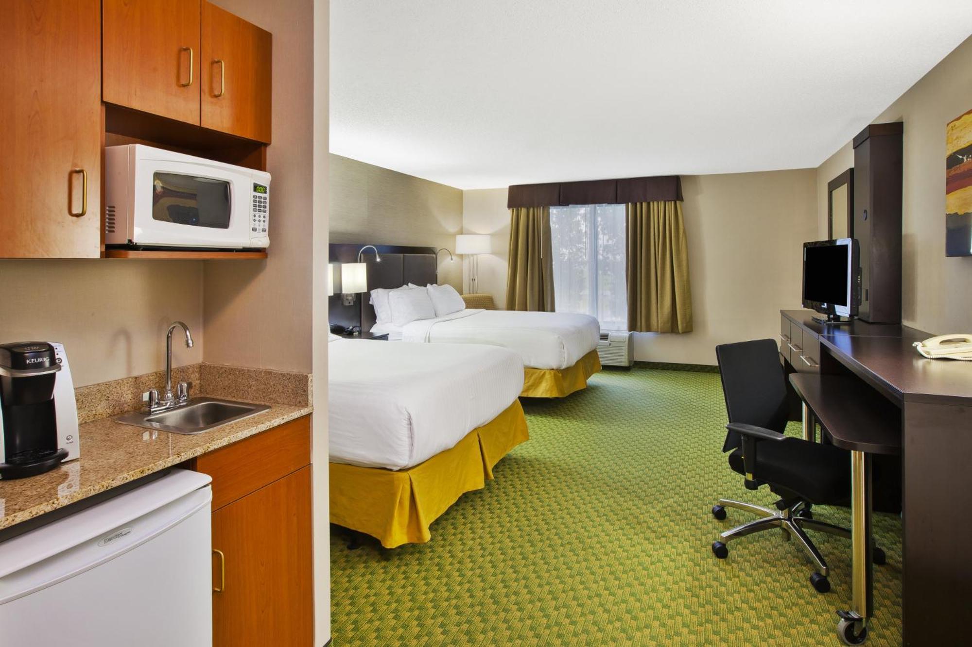 Holiday City Holiday Inn Express Hotel & Suites Bryan-Montpelier By Ihg מראה חיצוני תמונה